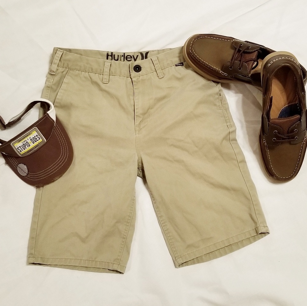 Hurley khaki shorts